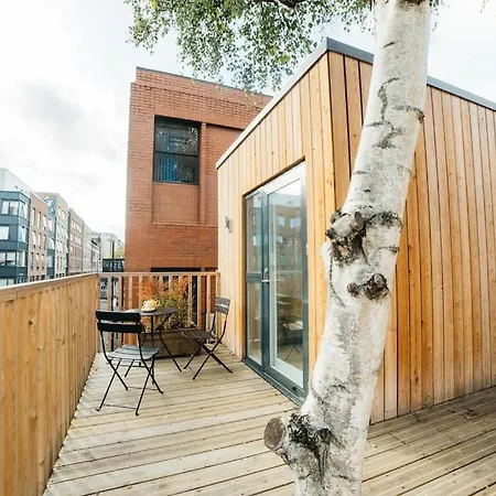 Carmen Eco-Pod / Treehouse, Close To Cabot Circus Bristol Exterior photo